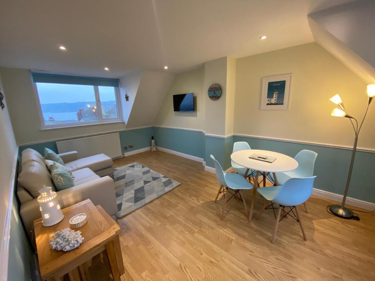 Lighthouse View, One Min From Harbour & Beach Apartment Scarborough Luaran gambar